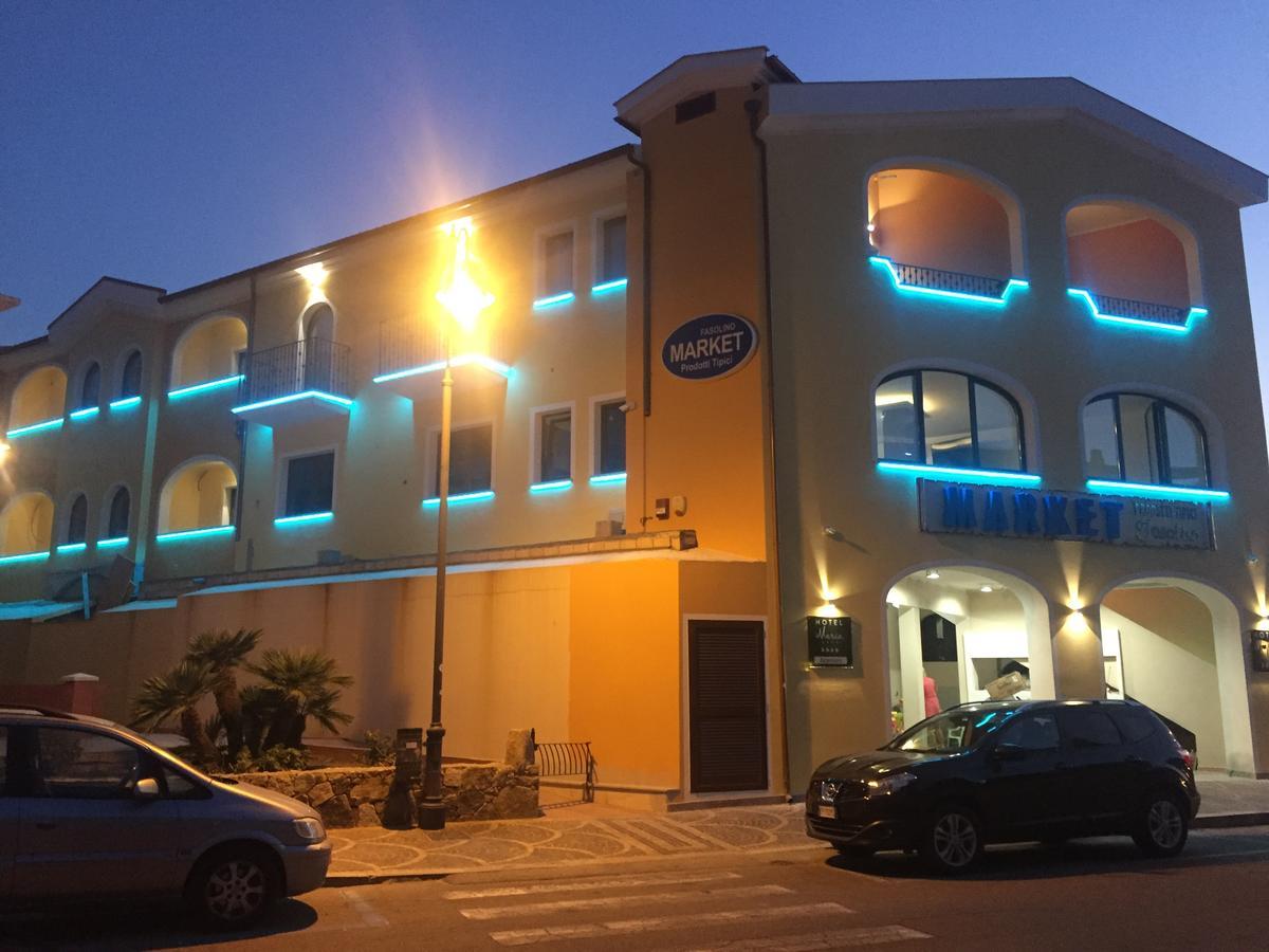 Hotel Maria Golfo Aranci Exterior photo