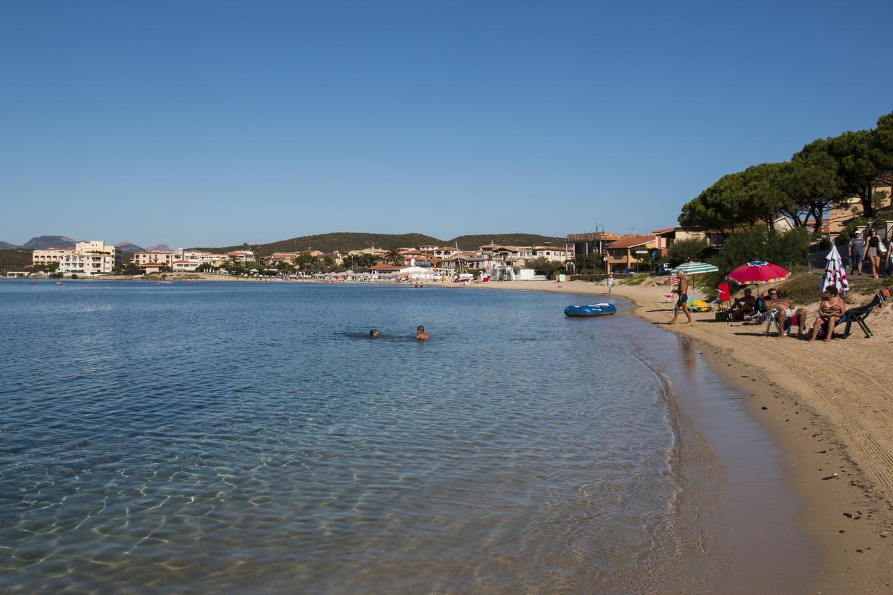 Hotel Maria Golfo Aranci Exterior photo